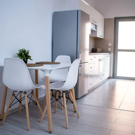 Mackenzy Luxury Apartment